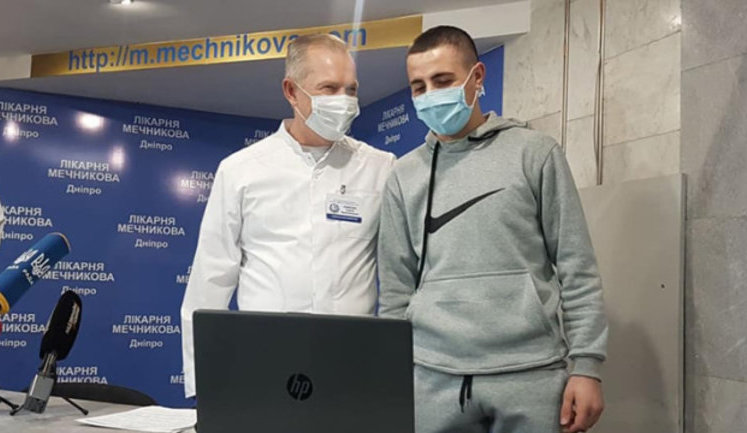 Раненых во время стрельбы на Южмаше нацгвардейцев готовят к выписке. ВИДЕО