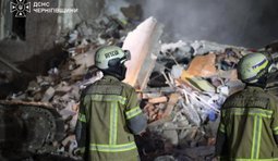 У Прилуках рятувальники всю ніч розбирали завали після удару РФ: 22 загиблих