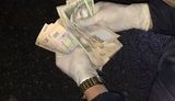 Чиновника Таврійської міськради затримано на Херсонщині під час одержання 40 тис. грн хабара, - Нацполіція. ФОТО