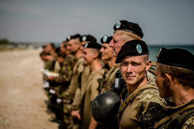 армия учения военные пехота военнослужащие черные воины морская воин береты