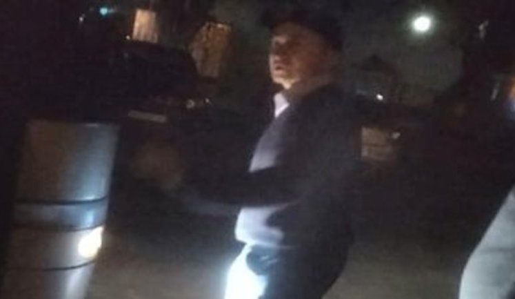 "Умови нам ніхто ставити не буде! Какая разница?!": В автобусі "Луцьк-Київ" відмовилися вимкнути російський серіал на прохання волонтерок і вони вийшли на трасі. Перевізник обіцяє звільнити водія. ВІДЕО+ФОТО