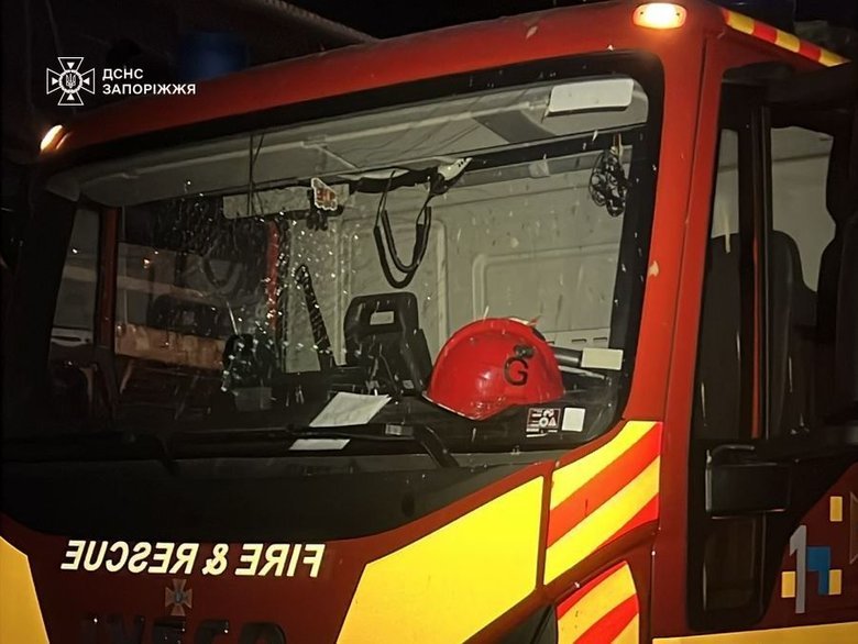 У Запоріжжі рятувальники потрапили під повторний обстріл