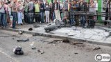 Жуткая авария в Киеве: около остановки взорвалась маршрутка. ФОТОрепортаж