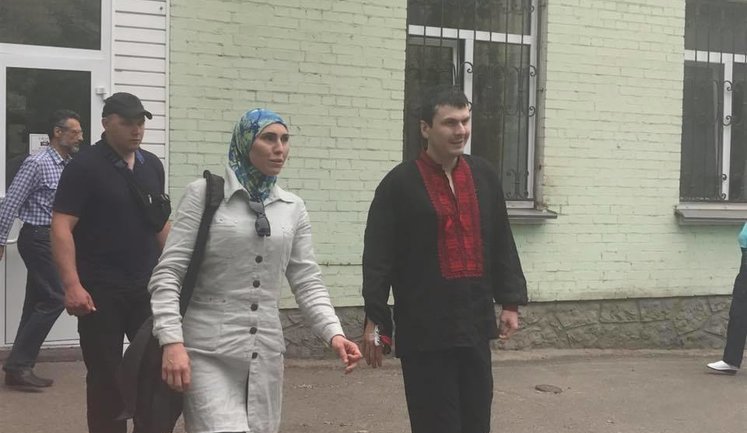 Осмаева выписали из больницы. ФОТОрепортаж