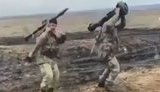 Танець українських бійців з протитанковою зброєю в руках. ВIДЕО