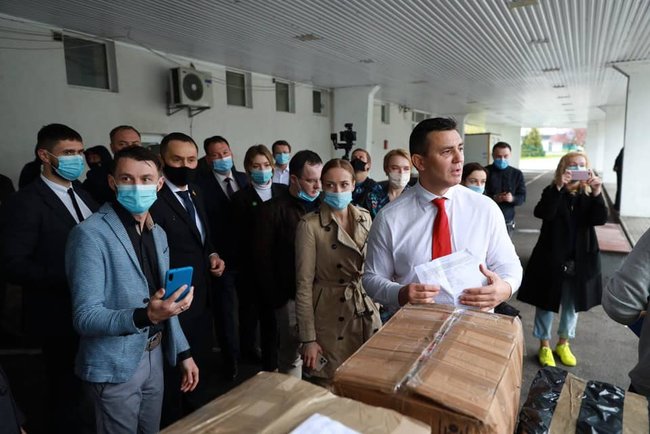 Скандальний слуга Тищенко приступив до перевірок закарпатської митниці 02