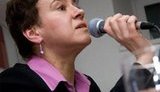 Нас &amp;quot;развели&amp;quot; московские политтехнологи, а &amp;quot;хохлы до сих пор таскают друг друга за чубы в борьбе, кто же был меньшим злом&amp;quot;, - Забужко