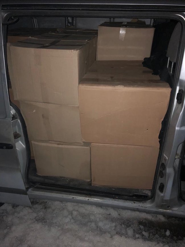 Велику партію фальсифікованих сигарет, призначену для незаконного переміщення в Румунію, вилучено в Чернівецькій області 05