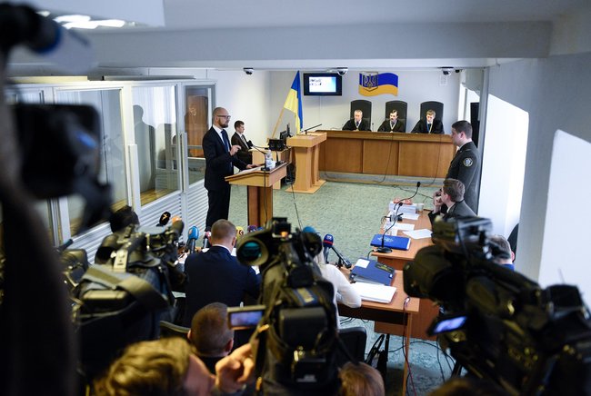 Yatseniuk testifies in Yanukovych case: additional powers proposed to Crimea, lethal force authorized to stop peninsula occupation 02 Yatseniuk testifies in Yanukovych case: additional powers proposed to Crimea, lethal force authorized to stop peninsula occupation 02