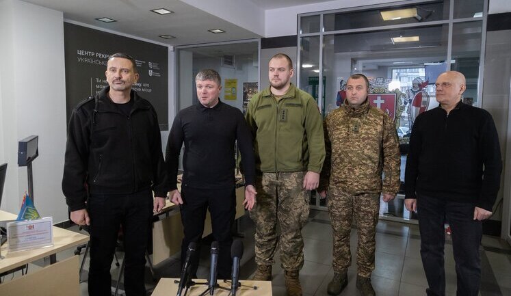 В Виннице открыт первый в области центр рекрутинга украинской армии, - Минобороны. ФОТО