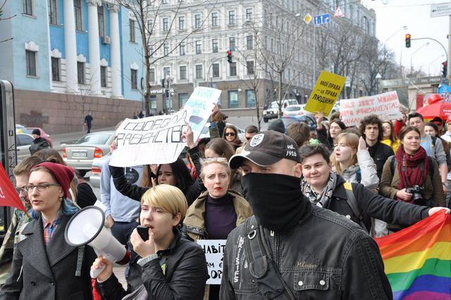 Police detains attackers of feminist rally held in downtown Kyiv 10 Police detains attackers of feminist rally held in downtown Kyiv 10