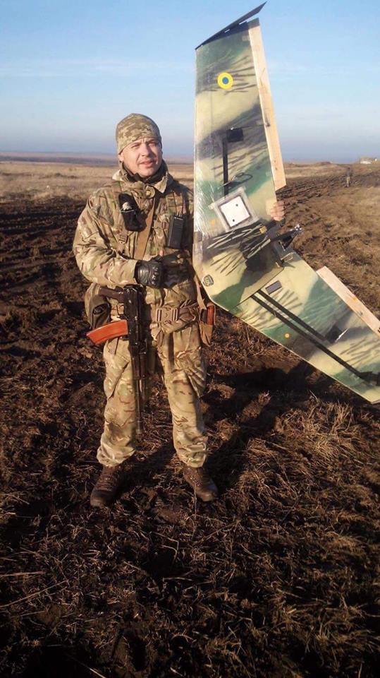 Дивно лізти без наказу під шквальний вогонь… але Ронін пішов, щоб витягнути поранених: спогади побратимів про загиблого бійця 72 ОМБр Артура Безсмертного 05