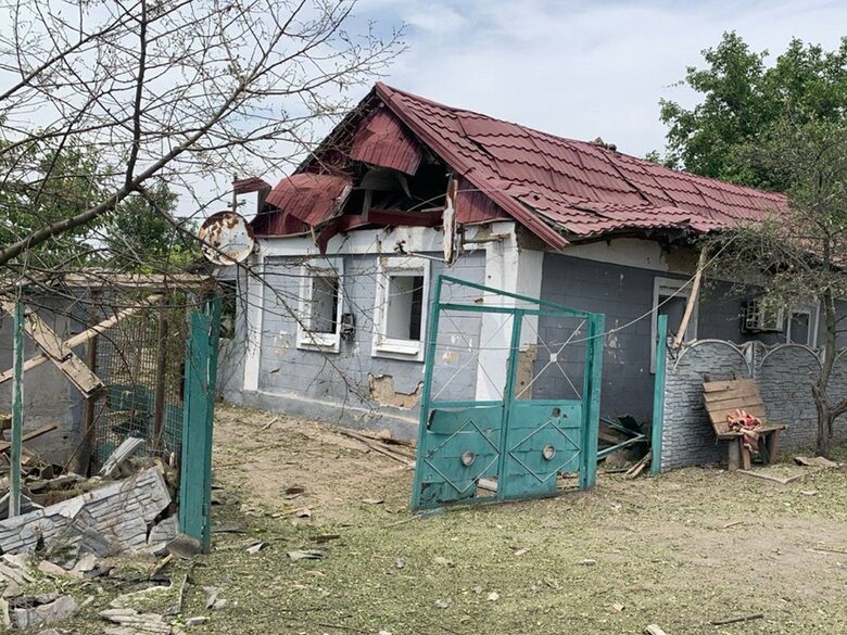 Росіяни атакували село Комар на Донеччині, загинула жінка, 14 осіб поранено