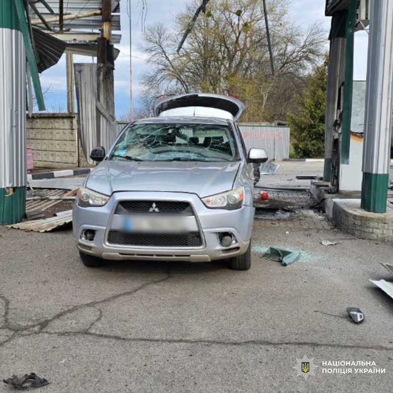 Росіяни вдарили по АЗС у Харківській області, троє поранених