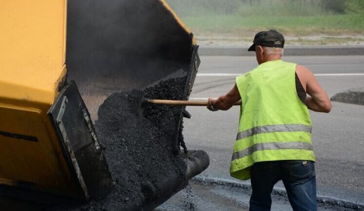 У Львові хочуть відремонтувати магістральні дороги в борг