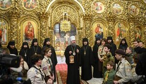 До Михайлівського Золотоверхого собору в Києві привезли Вифлеємський вогонь миру. ФОТОрепортаж