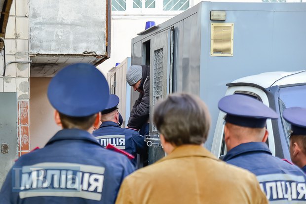 суд стрельба перестрелка