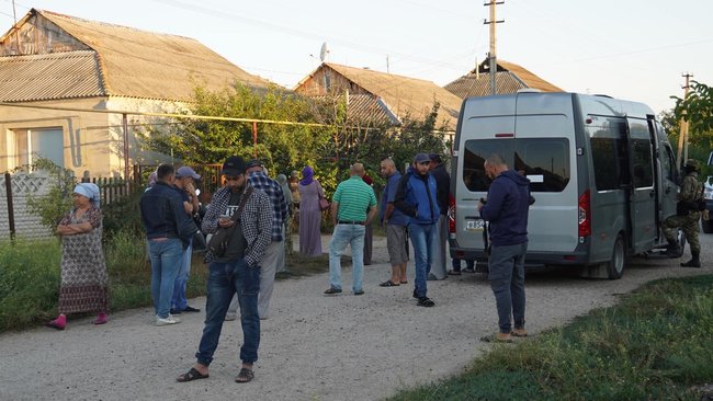 Four Crimean Tatars detained in Russian-occupied Crimea 06