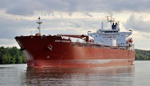 Перший танкер із дизелем вирушив із РФ до США