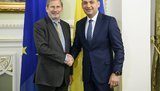 Гройсман зустрівся з комісаром ЄС Йоганнесом Ганом. ФОТО
