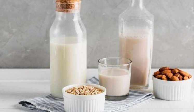 В Україні зростає попит на рослинне молоко: хто найактивніші споживачі?