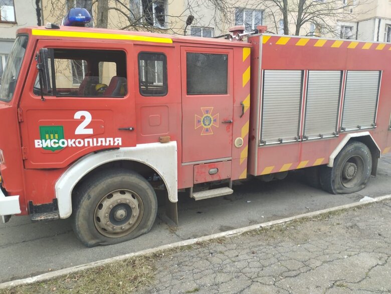 Наслідки ворожих ударів по пожежних частинах