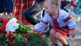 Вечер памяти по погибшим в самолете Ил-76 в аэропорту Луганска десантникам прошел в Днепре. ФОТОрепортаж