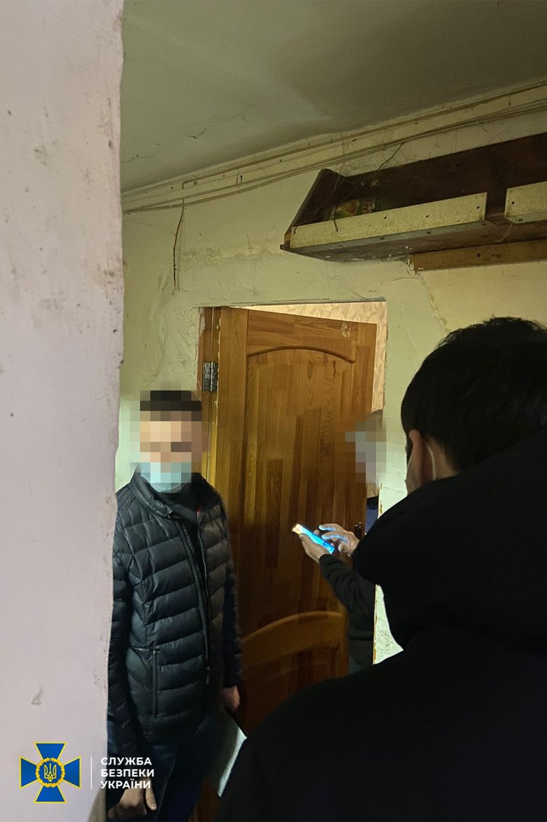 Закликали до насильницького повалення конституційного ладу: СБУ затримала антиукраїнських активістів на Київщині 03