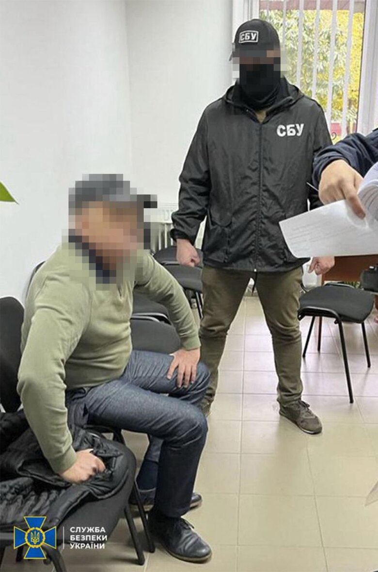 Ликвидированы новые схемы уклонистов: среди задержанных - двое руководителей военкомата и руководительница ВЛК, - СБУ 04