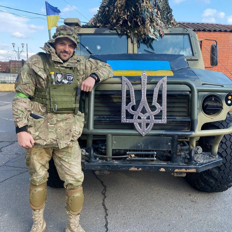 Микола Русецький, позивний Молот: Хочу власним прикладом показувати, що без руки чи ноги все одно можна жити і працювати на захист України 08