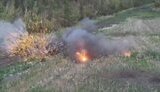 дрон влучає в окупанта
