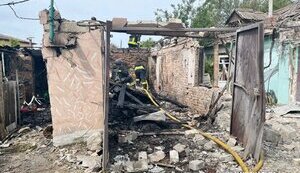 За минувшие сутки россияне с дронов, артиллерии и авиации атаковали Херсонщину: пострадали 8 человек, повреждены дома, СТО и газопровод