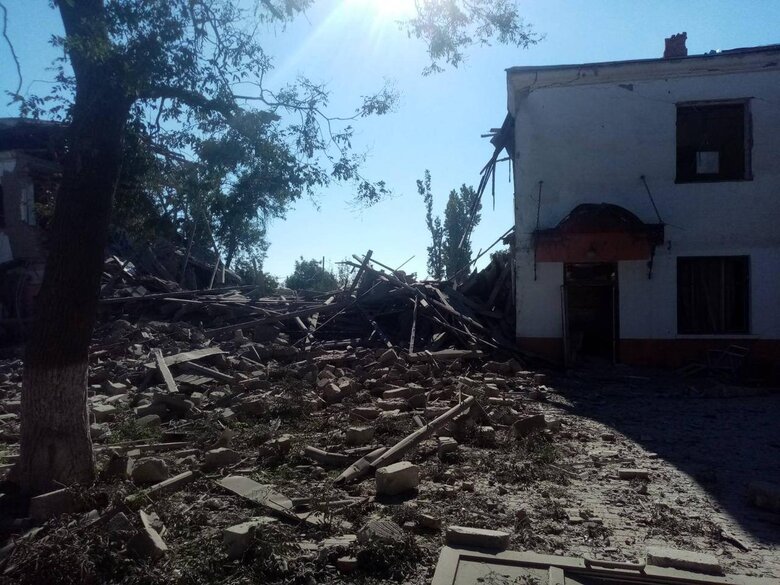 Оккупанты обстреляли Николаев, применяя кассетные боеприпасы и Торнадо-С. 12 человек травмированы 03