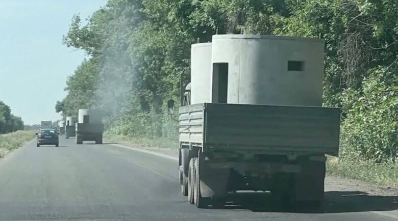 Оккупанты везут в Херсон из Крыма готовые доты, - соцсети 01