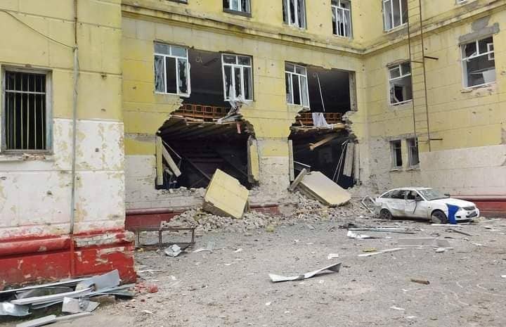 Ворог веде штурм Сєверодонецька, бої тривають і дотепер. Через російські обстріли на Луганщині є загиблі та поранені, - Гайдай 06 Ворог веде штурм Сєверодонецька, бої тривають і дотепер. Через російські обстріли на Луганщині є загиблі та поранені, - Гайдай 06