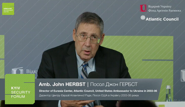 Атлантична рада і понад 40 експертів закликають Байдена розпочати процес вступу України до НАТО