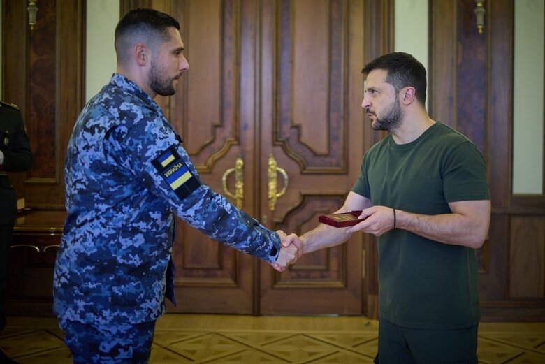 Russia will not win battle for Black Sea, our operations are reaching more and more distant borders, - Zelenskyy 06