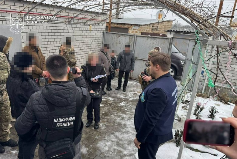 В Днепре родителей-воспитателей обвиняют в пытках шестерых детей