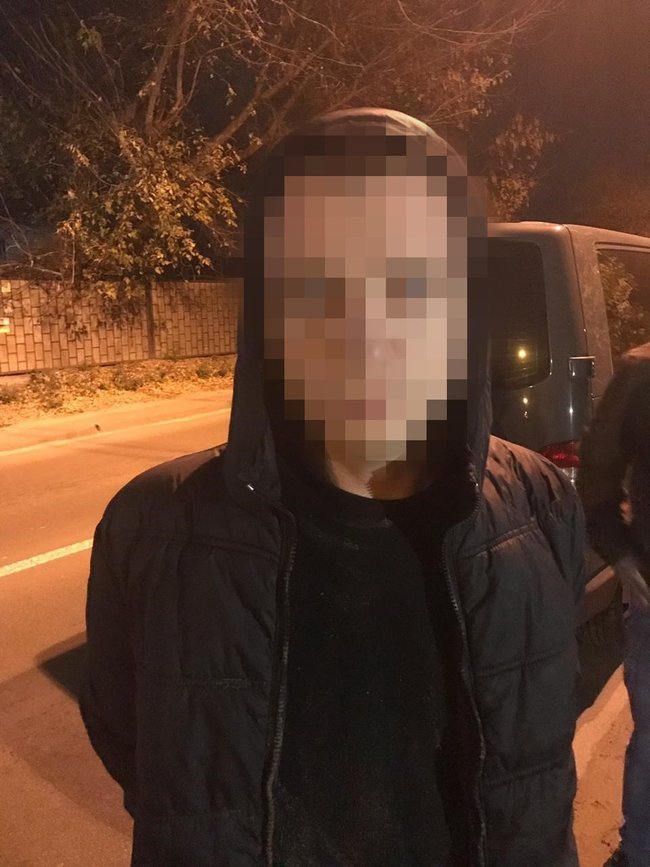Затримано учасників організованого злочинного угруповання, причетних до низки розбійних нападів на комерційні структури, - СБУ 09