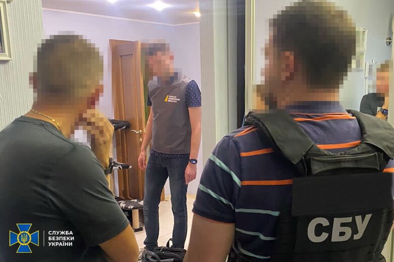 СБУ та НАБУ викрили на хабарі суддю з Київщини: вимагав $4 тис. за правильне вирішення питання 03