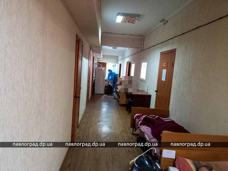 Переполненная COVID-больница на Днепропетровщине: из 200 пациентов - двое вакцинированных 05