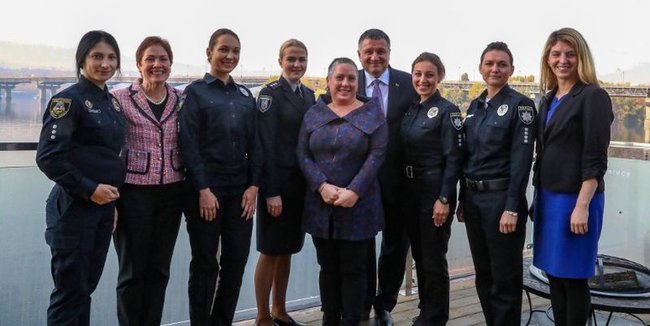 Реформа поліції - один із найяскравіших елементів того, як може виглядати сучасна Україна, - заступник держсекретаря США Медісон 01