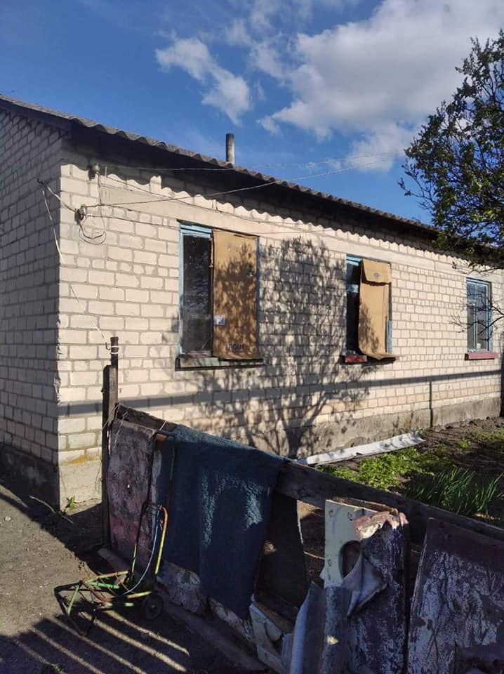 Наслідки обстрілу окупантами Очеретинської громади на Донеччині: Тільки в одному селищі пошкоджено 27 будинків 02 Наслідки обстрілу окупантами Очеретинської громади на Донеччині: Тільки в одному селищі пошкоджено 27 будинків 02