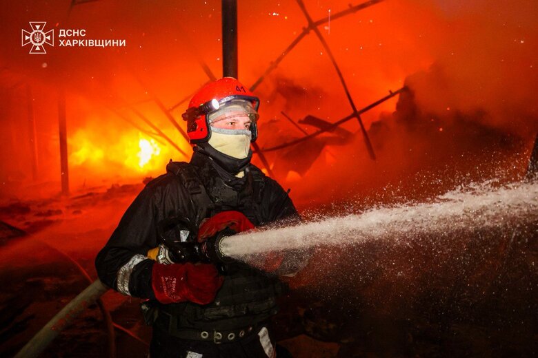 Пожежа на складі у Харкові