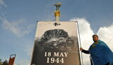 На Майдане Незалежности в Киеве прошла акция памяти жертв депортации крымских татар. ВИДЕО+ФОТОрепортаж