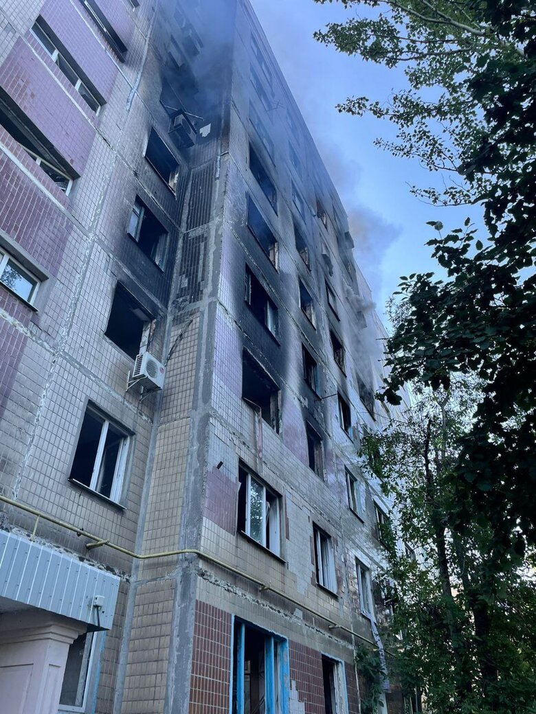 Авдеевка подверглась массированному артобстрелу, по Соледарской громаде нанесен авиаудар, - ОВА 02