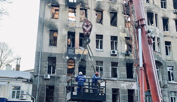 Предварительная причина пожара в Одесском колледже - возгорание электропроводки или бытовых приборов, – Нацполиция. ВИДЕО