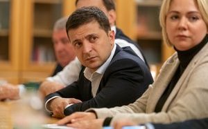 Zelenskyi meets with relatives of soldiers killed in Donbas. PHOTOS