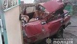 Легковушка влетела в фуру в Николаевской области: водитель ВАЗа погиб на месте, - полиция. ФОТОрепортаж