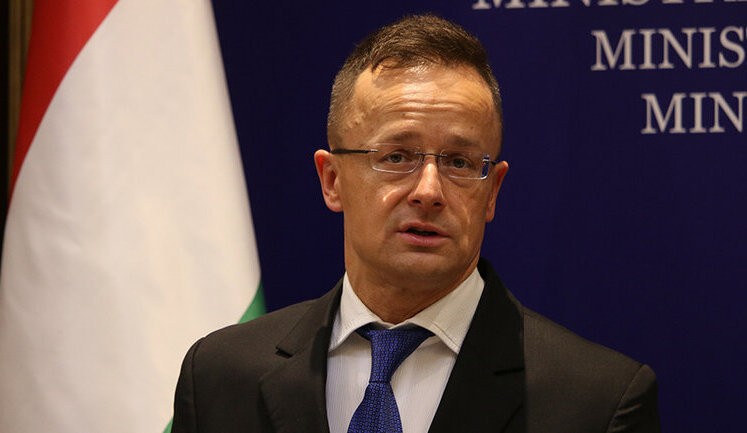 Решение Украины по прекращению транзита российской нефти неприемлемо, Венгрия поднимет этот вопрос на Совете ЕС, - Сийярто